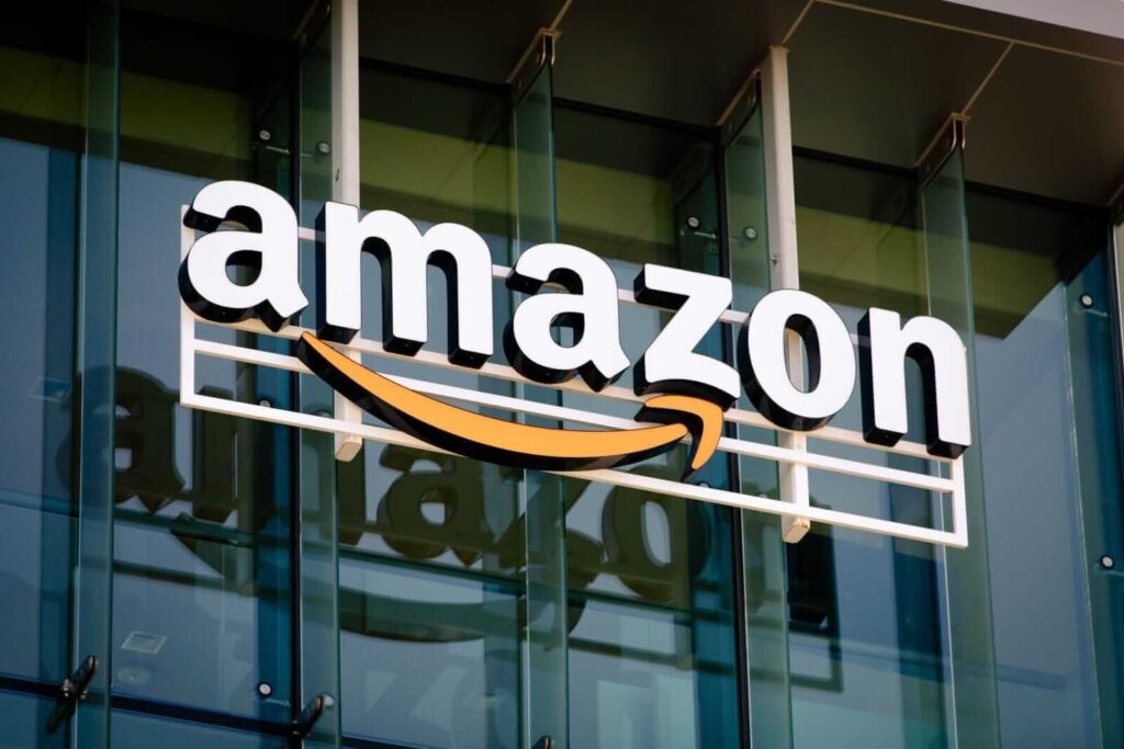 900 Reasons to Buy Amazon Stock Now Amazon - Image by bluestork via Shutterstock