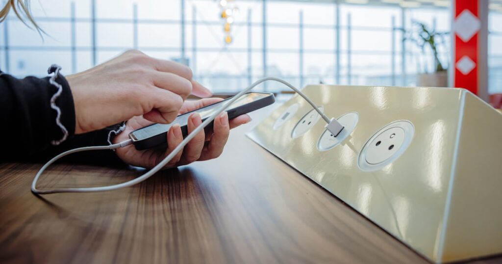 UAE warns of data theft at phone charging points ahead of busy travel season