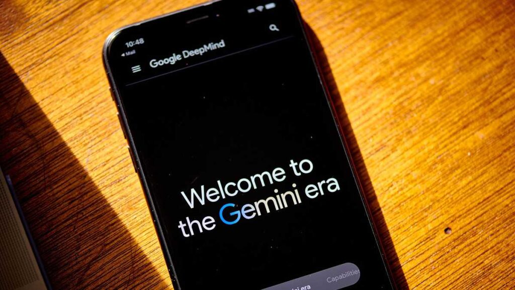 Apple teams up with Google Gemini for AI-powered Siri