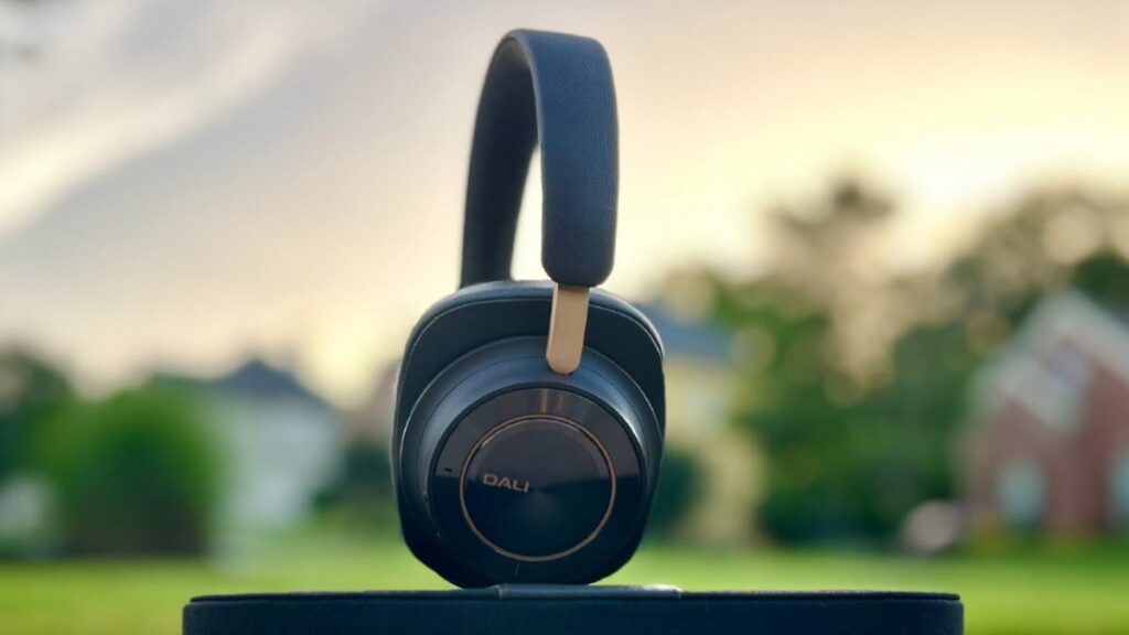These wireless headphones transported me to audio nirvana, and are my new all-time favorite