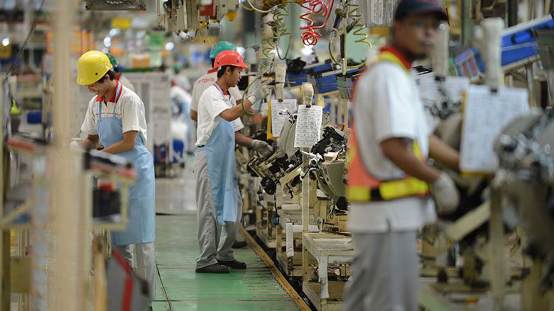 The Knowledge Crucial for Sensible Microfactories The Data Imperative for Smart Microfactories