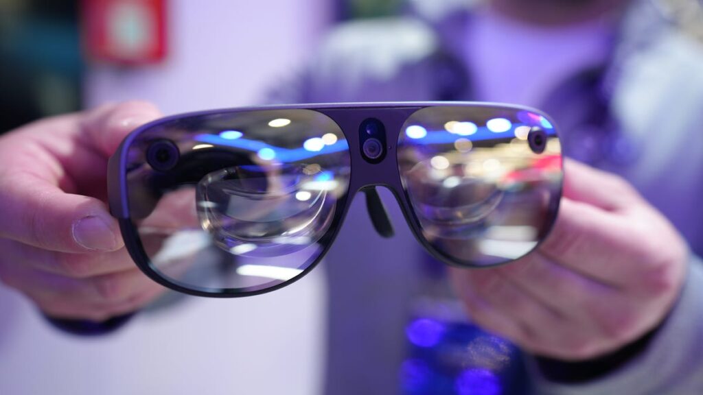 How Qualcomm's new wearables chipset could spell the end of smartphone dominance