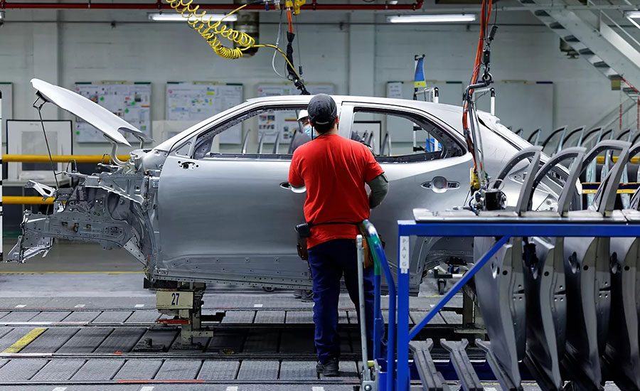 Manufacturer-Supplier Ties Strengthen Amid Tariff and EV Challenges Automaker-Supplier Relations Improve Despite Tariff, EV Pressures