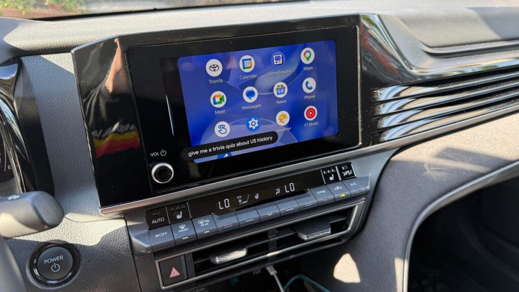 Ditching iPhone for Android Auto: Why I Switched to Gemini in My Car (And Don’t Miss It at All) I'm an iPhone user who switches to Gemini with Android Auto in the car - why I don't regret it