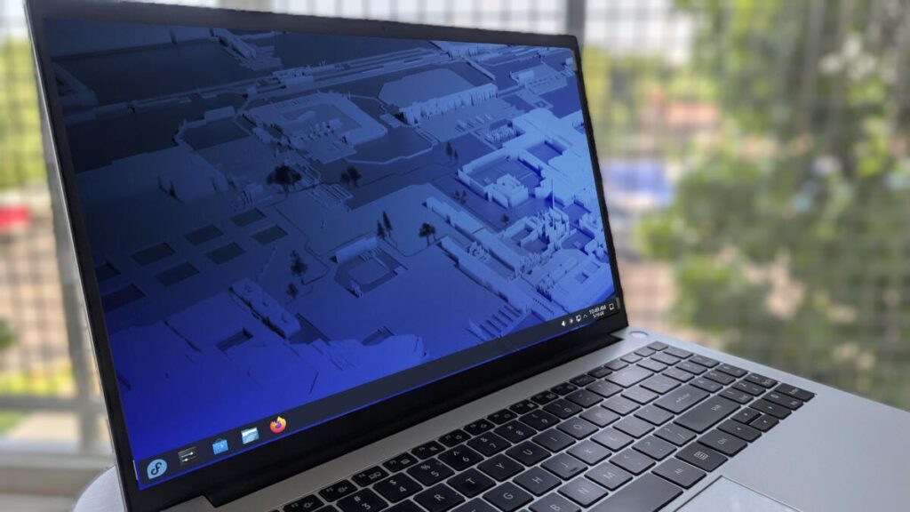 Kubuntu vs. Fedora KDE: Choosing the Perfect KDE Plasma Distro for Your Needs Kubuntu vs. Fedora KDE: Which KDE Plasma distro is right for you?