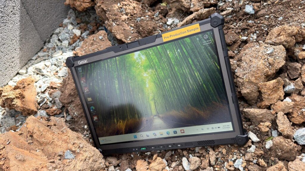 Tough Windows Tablet Survives Mud and Rain, Yet Falls Short on Core Performance This rugged Windows tablet handles mud and rain - but didn't impress with the basics