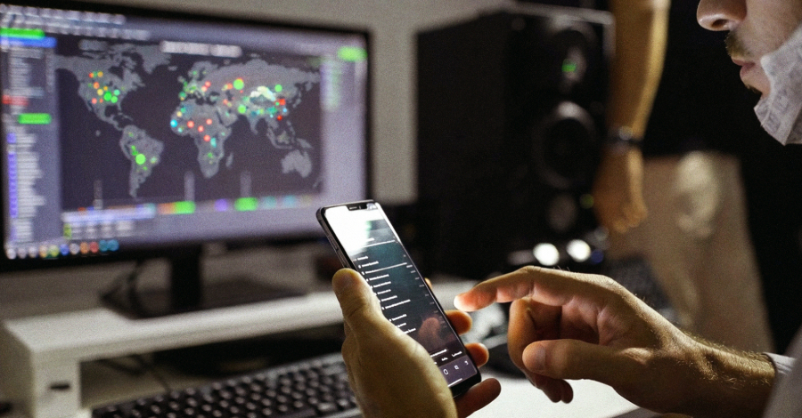 Beyond the Firewall: How UNC3753 Weaponized Vishing and Physical Breaches to Extort U.S. Data UNC3753 Used Vishing and Physical Intrusions in U.S. Data Theft Extortion Campaign