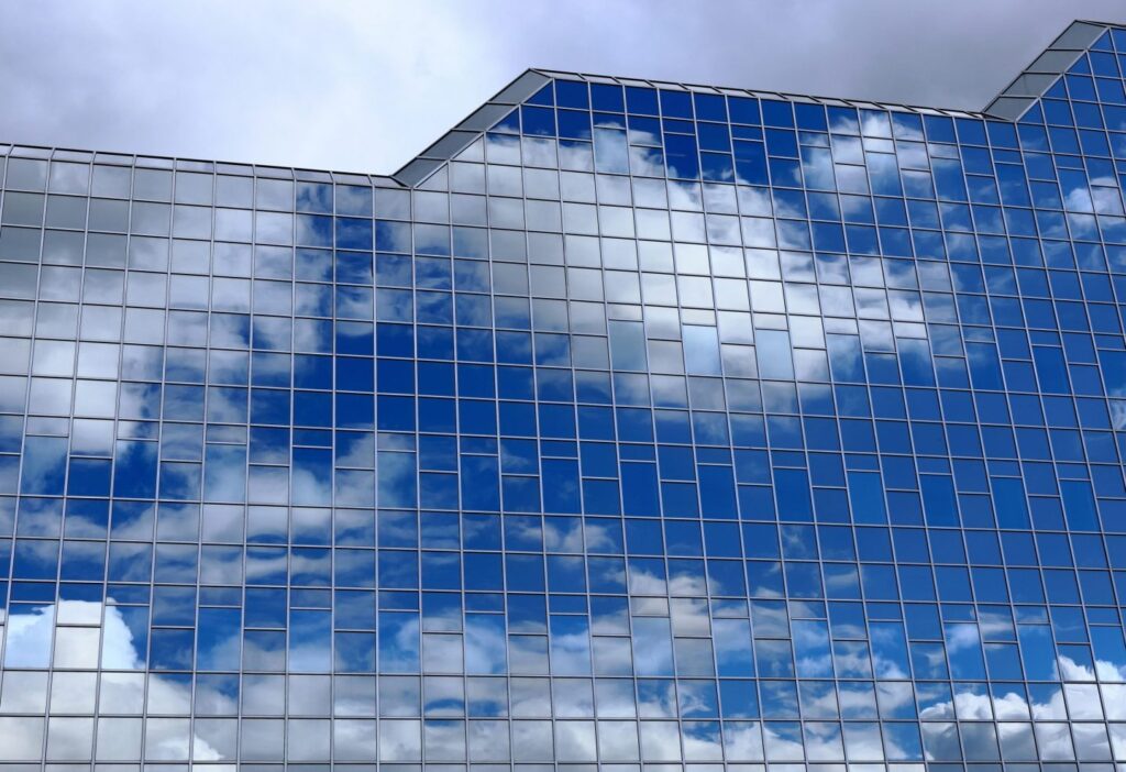 AWS Cloud Boom: Can AI Surge Finally Burst Its Growth Limits? AWS cloud growth accelerates as AI demand strains capacity