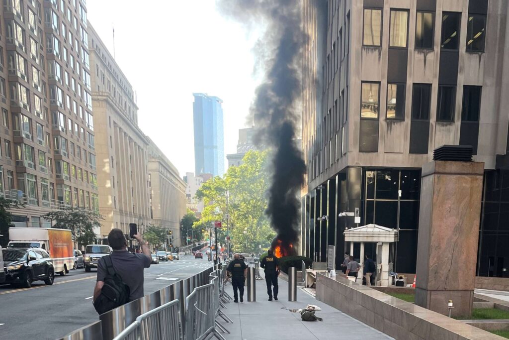 Fired Shots, Fury Unleashed: Ex-Soldier Sparks Chaos at NY Federal Building Ex-soldier started a fire and fired a pellet gun outside a New York federal building, FBI says