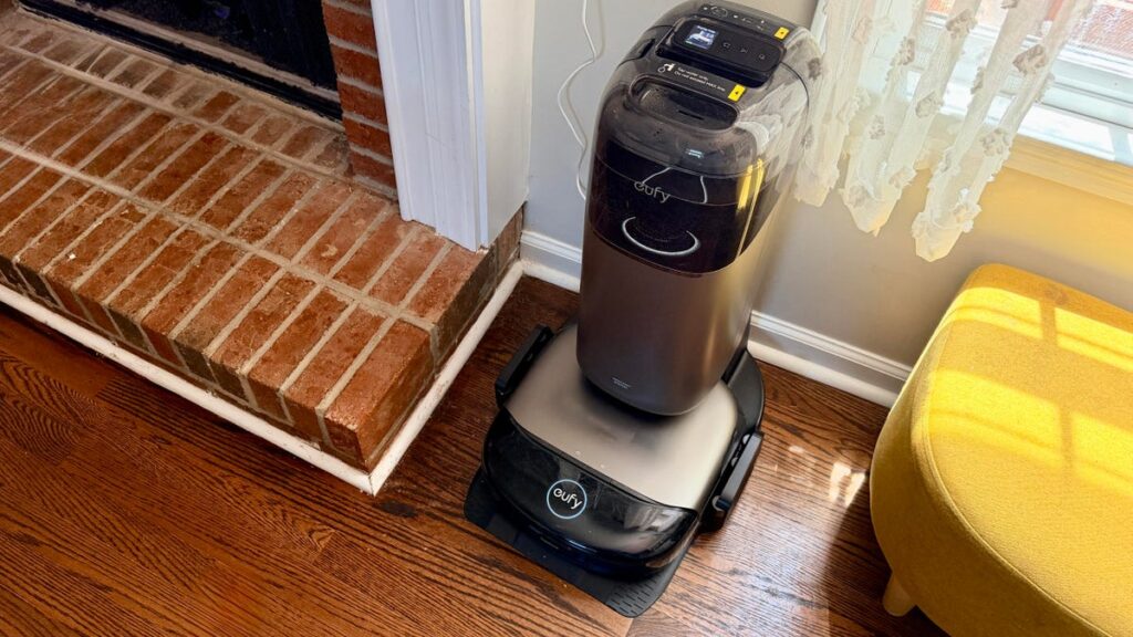 Finally, I found a robot vacuum that leaves my two-year-old model in the dust