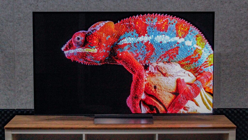 I Ditched My Mini LED for the LG C6 OLED’s Crazy Colors After a Week I tested the LG C6 OLED for a week, and the colors made me question my Mini LED loyalty