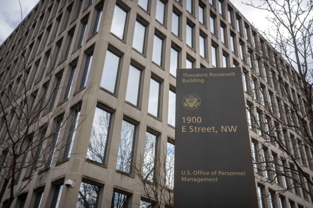 OPM finalizes performance review overhaul for federal employees