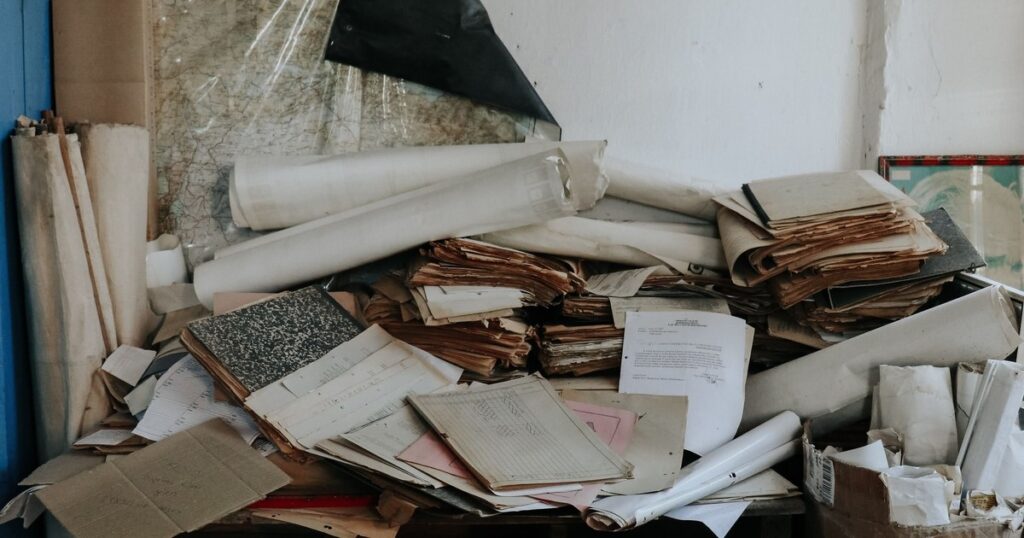 Taming the Document Beast: How Nested Outlines Conquer Chaotic PDF Folders with RAG Multi-Document RAG: A Folder of Unrelated PDFs Is One Long Document with a Nested Outline