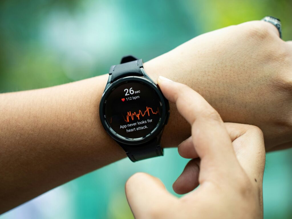 Cracking the Code: How Samsung Health AI Deciphers Your Wearable’s Secret Signals Samsung health AI models analyse wearable biosignal data