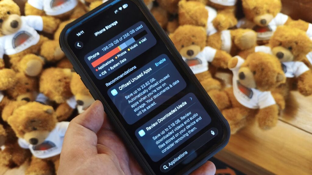 Stop Overpaying for Phone Memory: The Smart Minimalist’s Storage Hack Stop paying for smartphone storage you don't need - here's a better approach
