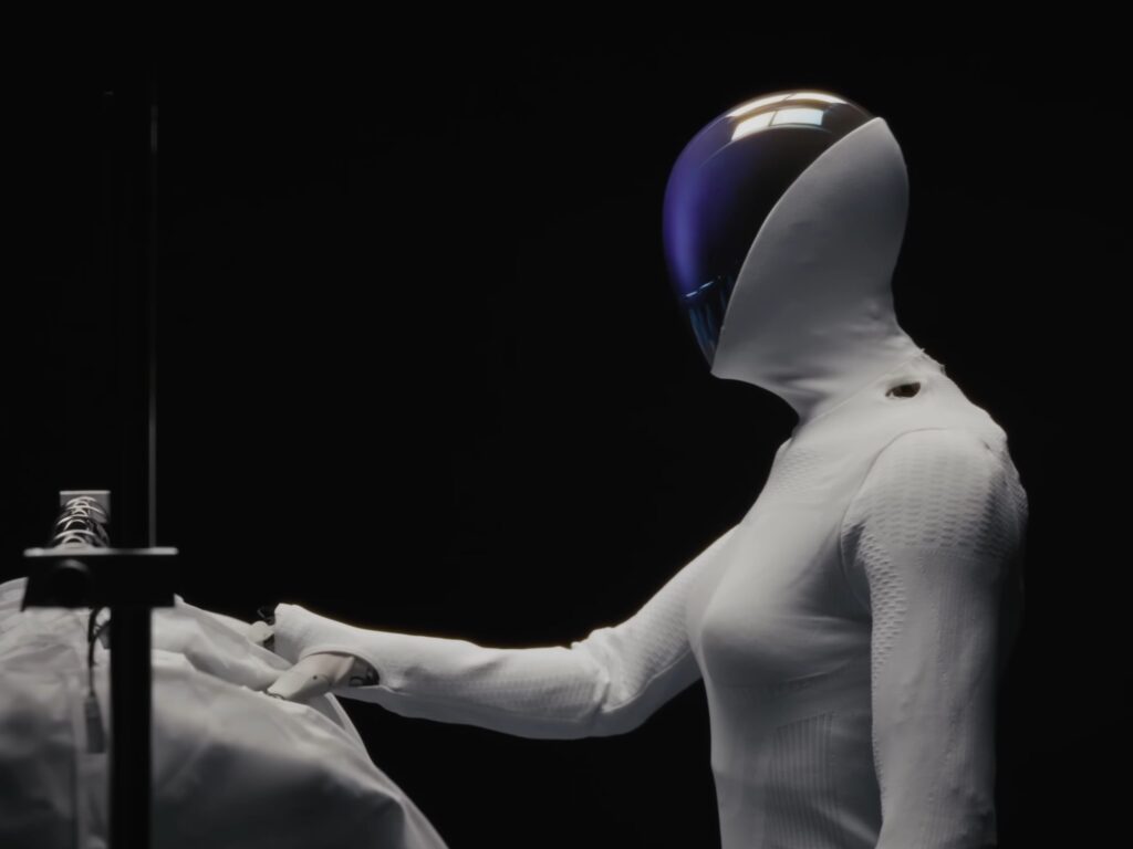 XPENG IRON humanoid robot draws record physical AI funding XPENG IRON humanoid robot draws record physical AI funding