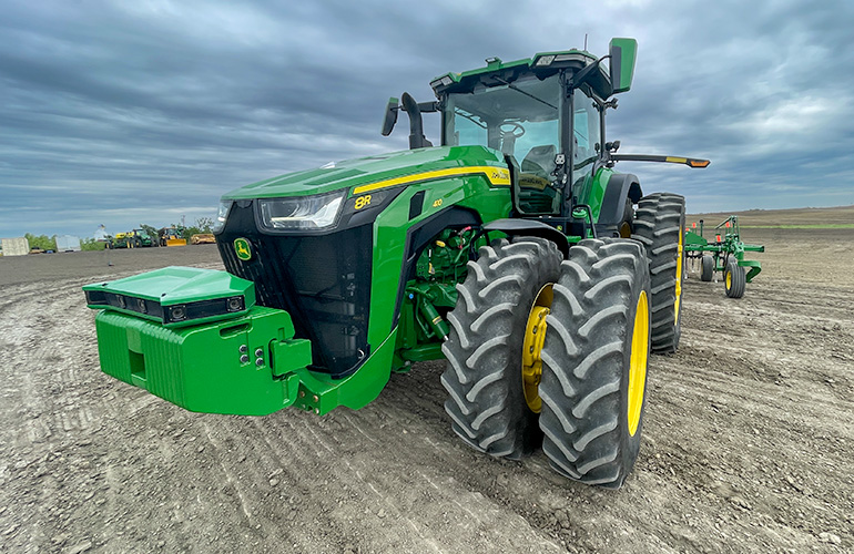 Deere Unleashes AI-Powered Farming Tools to Transform Operations Center Beyond Traditional Spreadsheets From spreadsheets to AI: Deere gives farmers new features in Operations Center, JD
