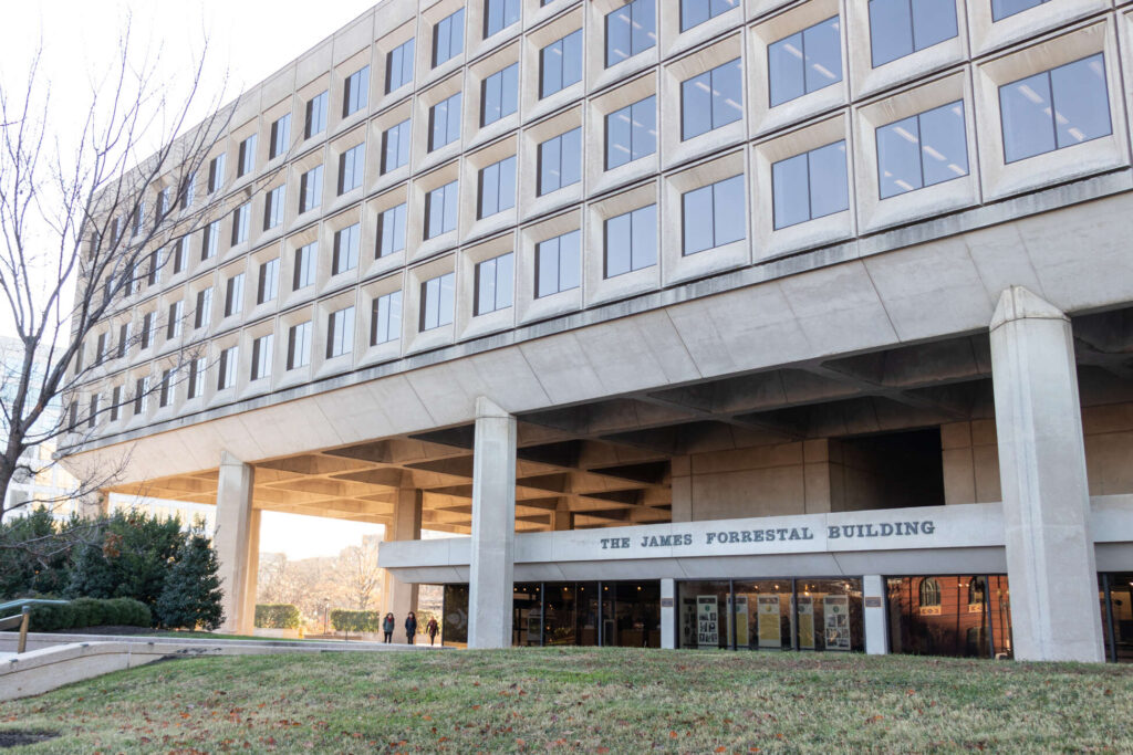 Rethinking the Price Tag on Public Property: How Governments Can Truly Measure Their Real Estate Worth How should government measure the value of the property it owns?