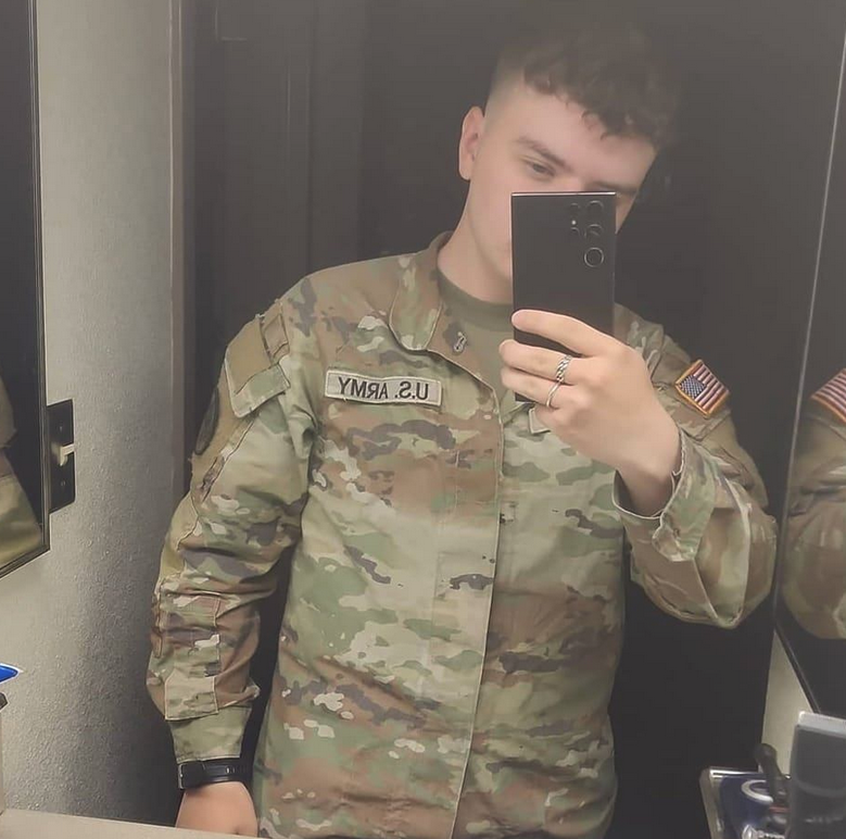 Inside a Soldier’s Scheme: The 70-Month Sentence Behind the AT&T & Verizon Blackmail Plot U.S. Soldier Gets 70 Months in Prison for AT&T, Verizon Extortions – Krebs on Security