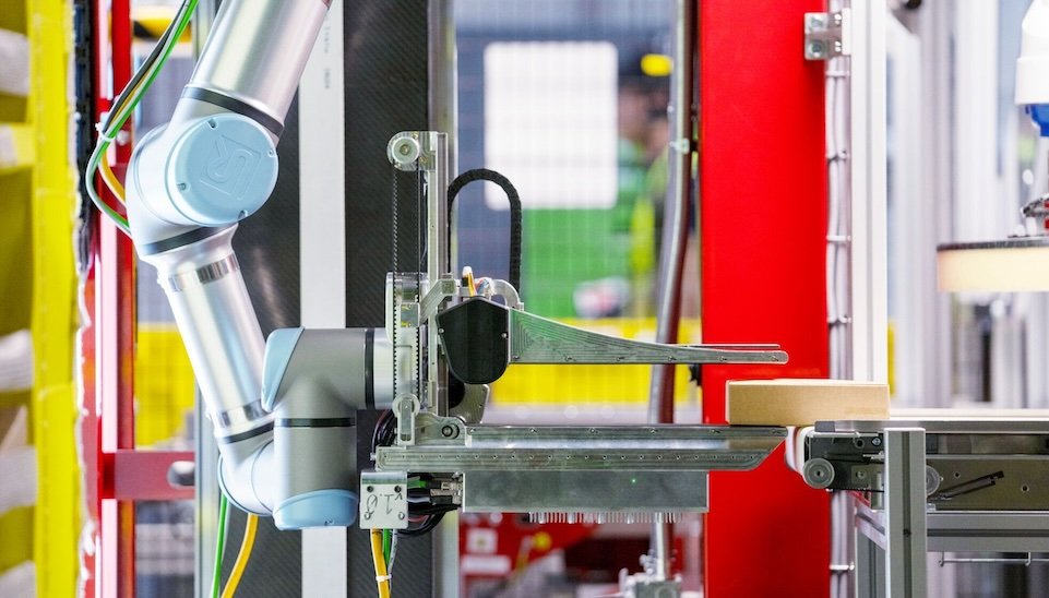 Powering Tomorrow’s Robots: A New Open-Source Physical AI Platform for Innovation Amazon Vulcan Robot